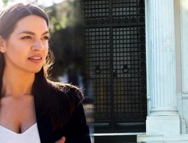 Τι απαντά η Μάγκυ Δούση για τα κλειδωμένα γραφεία στο Μέγαρο Μαξίμου